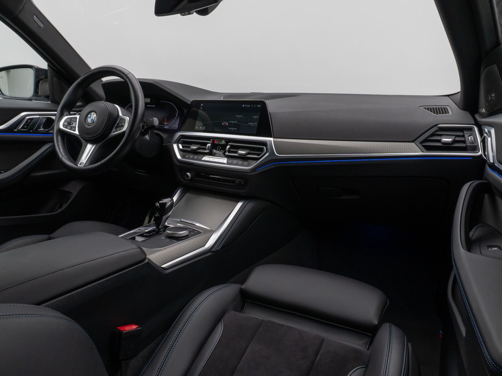 Fahrzeugabbildung BMW M440i xD Gran Coupè Kamera HUD DAB H/K ACC Alarm