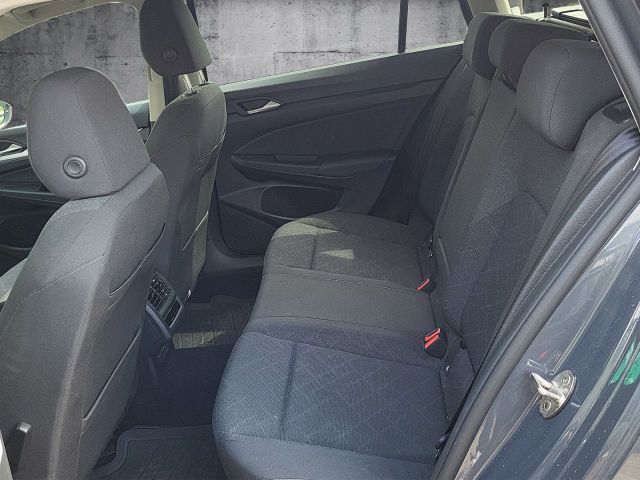 Golf VIII Variant 2.0 TDI Aut. Life AHK Climatr.