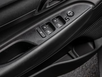 Hyundai Bayon 1.0 Select 2WD Kamera Navi Spurhalteassi.