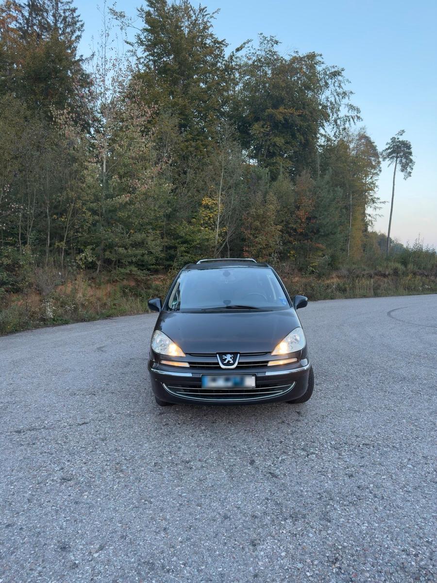 Peugeot 807