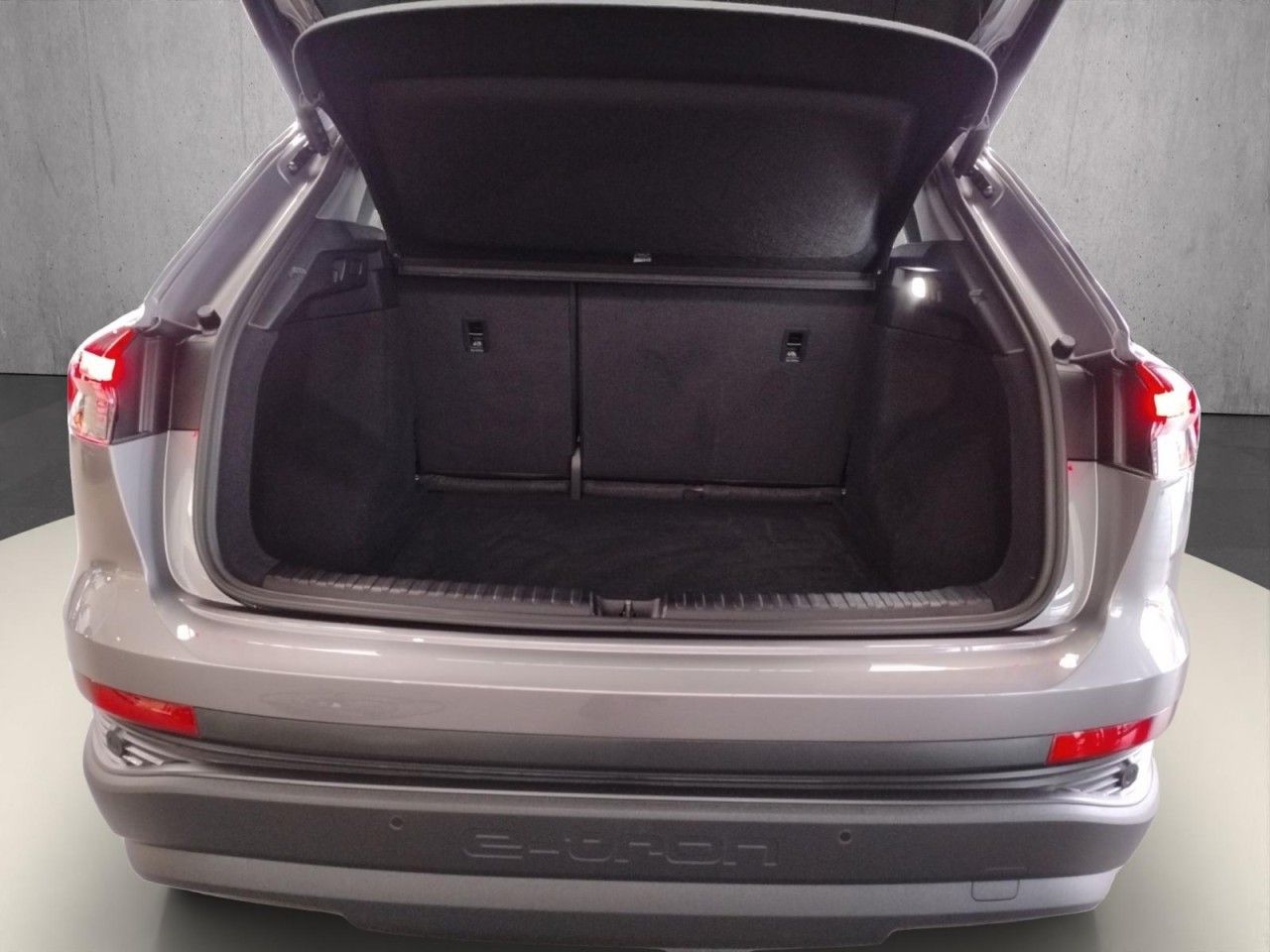 Q4 40 e-tron Klima Navi Rückfahrkamera