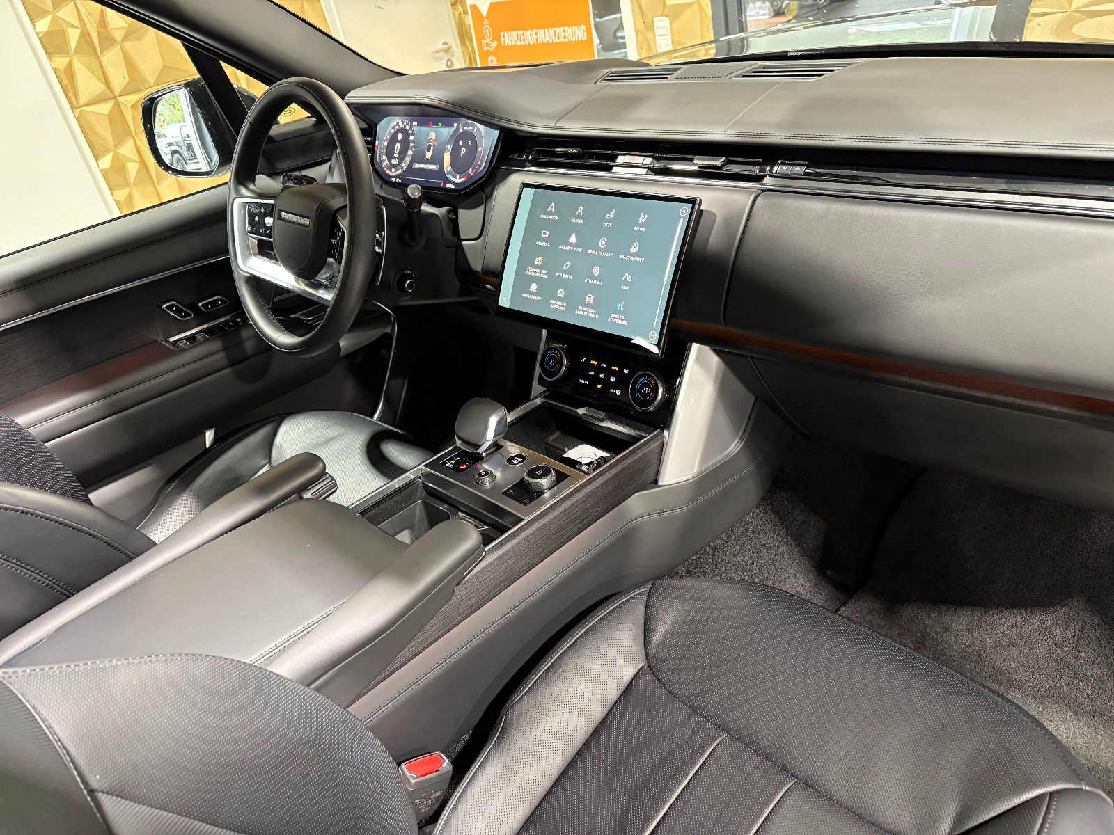 Fahrzeugabbildung Land Rover Range Rover D350/FIRST-EDITION/PANO/FOND-TV/360°