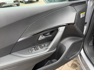 Peugeot 2008 - 10