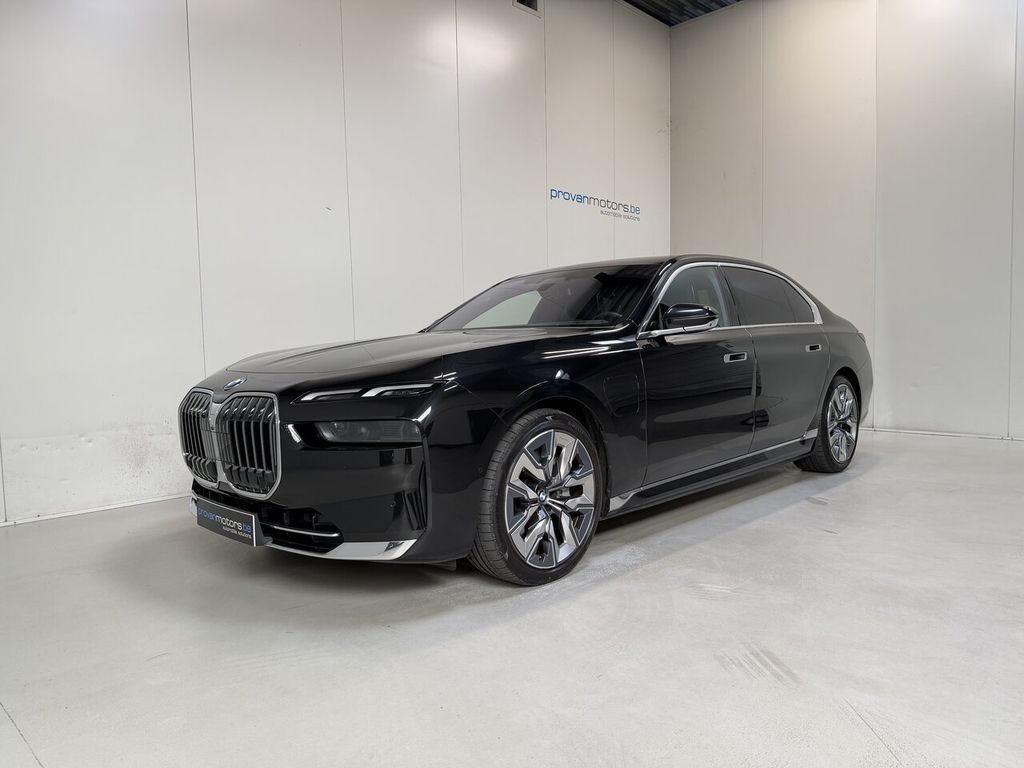 Image of BMW 750