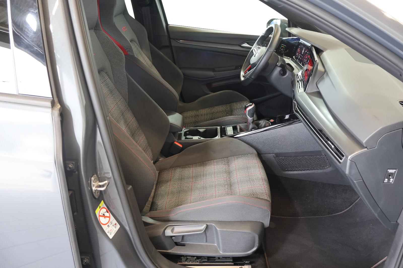 Volkswagen Golf VIII GTI 2.0 TSI AID+ACC+KAM+LED+AMBI.+PANO, миниатюра 18
