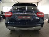 Mercedes-Benz GLA 220 4MATIC*NAVI*OFFROAD*TEMPOMAT*PDC - blaue Mercedes-Benz GLA 220
