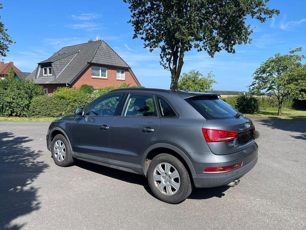 Image of Audi Q3