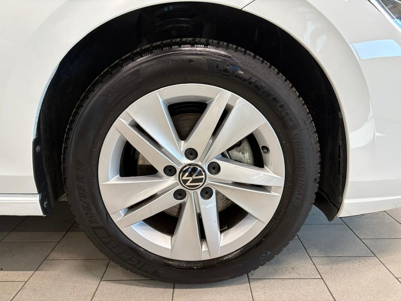Volkswagen Golf VIII Goal 1.5 TSI STANDHZG HARMAN-KARDON, миниатюра 10