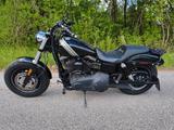 Harley-Davidson Fat Bob 103 - 5HD1 deutsches Mod - HARLEY-DAVIDSON FAT BOB