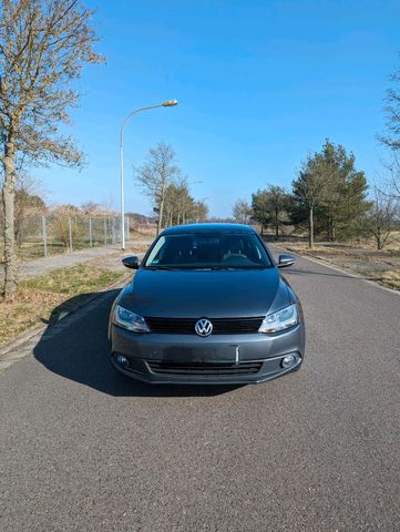 Volkswagen VW Jetta 6