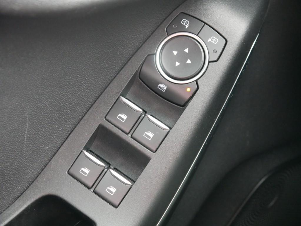 Ford Fiesta 1.0 Titanium LED Android Apple Tempomat