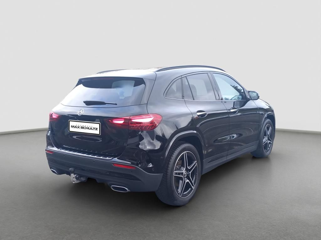 Fahrzeugabbildung Mercedes-Benz GLA 200 AMG Line*Night Paket*el. Heckklappe*LED
