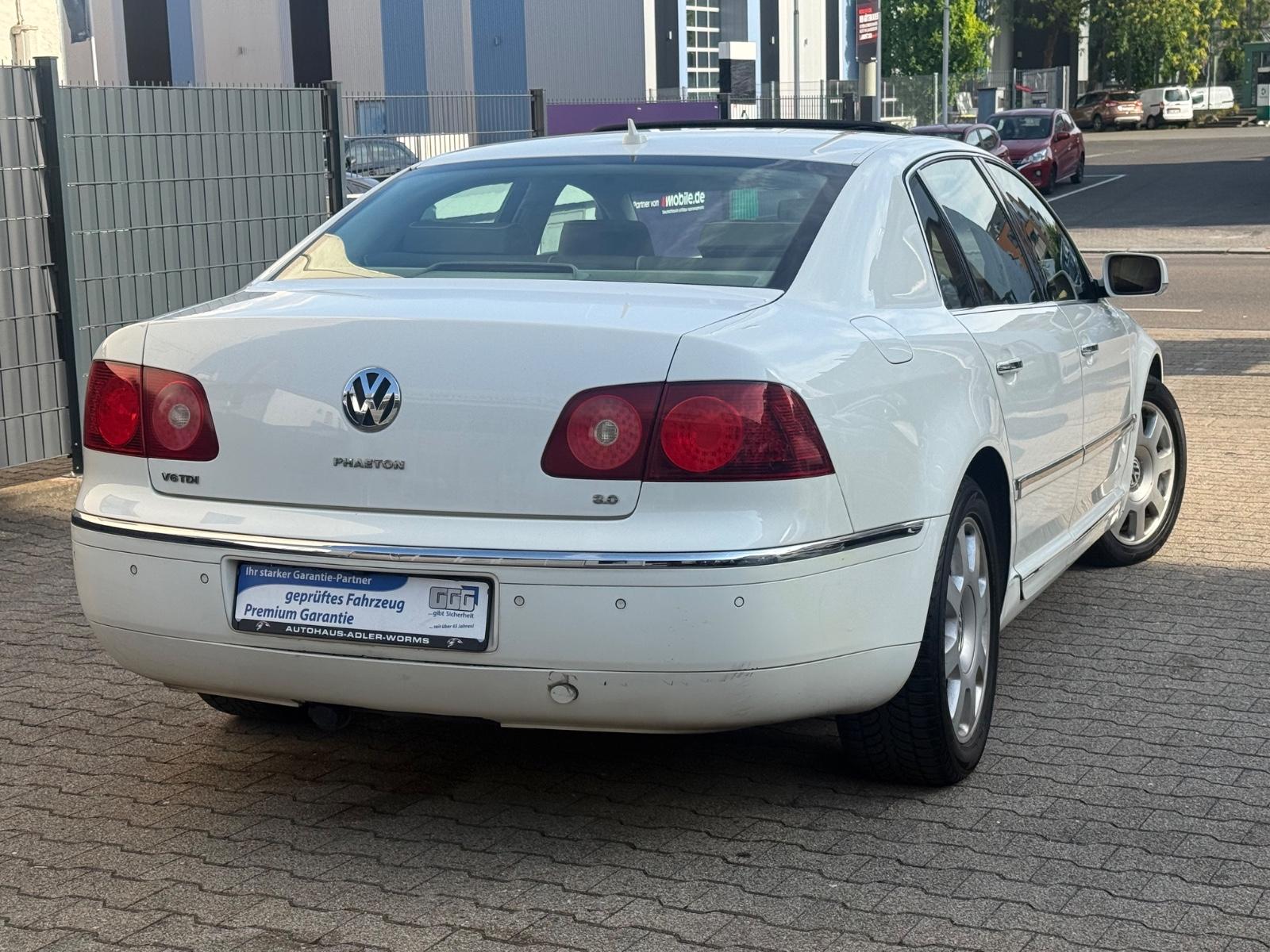 Volkswagen Phaeton V6TDI 4M*2HD*KAM*AUTO*SCHIEB*MASSA+5SITZ