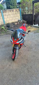 Aprilia Tuono v4 Factory - APRILIA TUONO FACTORY