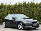 BMW 320i Coupe*1.Hand*Leder*Xeonon*Klimaaut*SH - BMW 3er Reihe aus 2012: Coupe