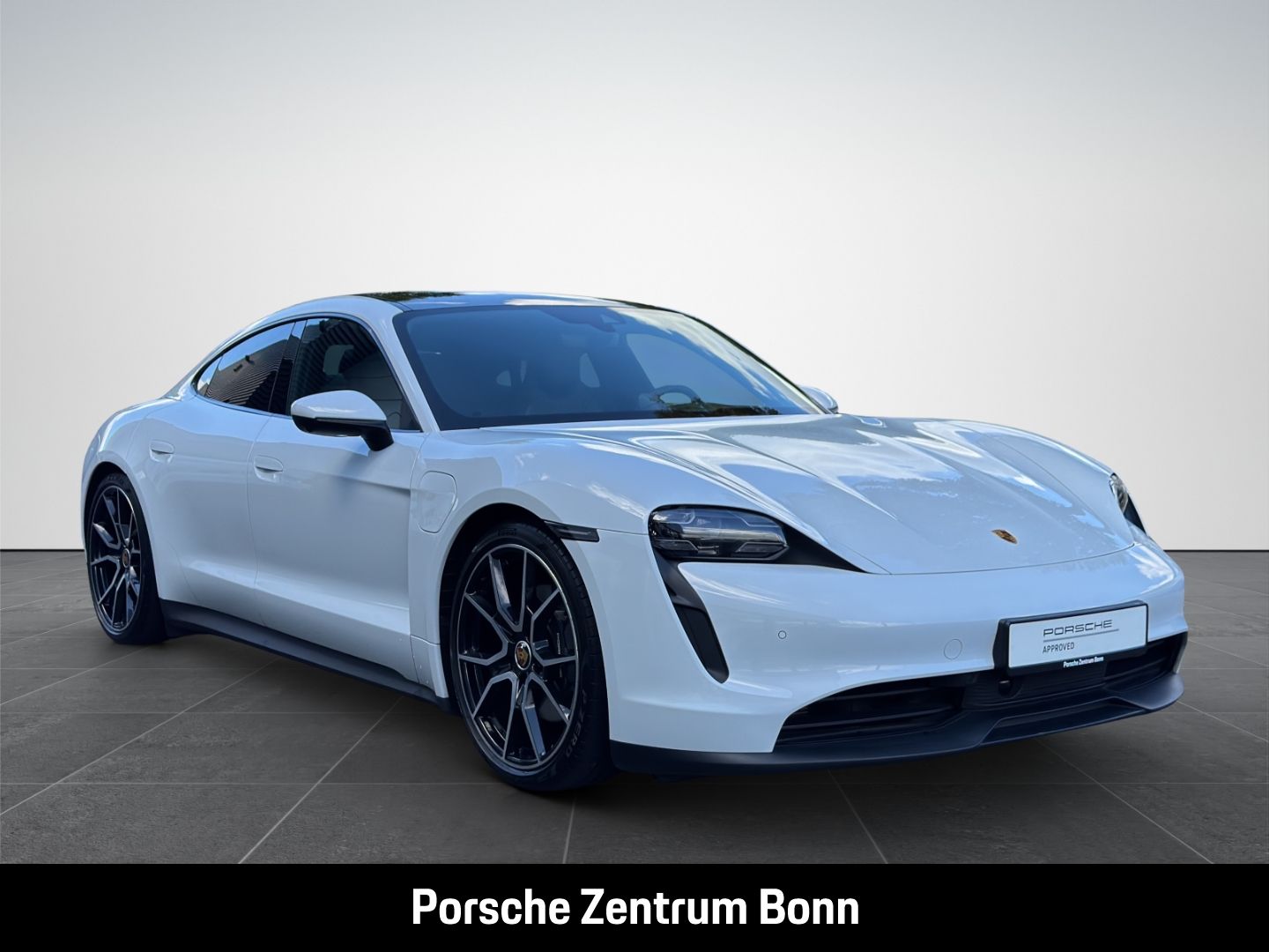 Porsche Taycan imagem 3