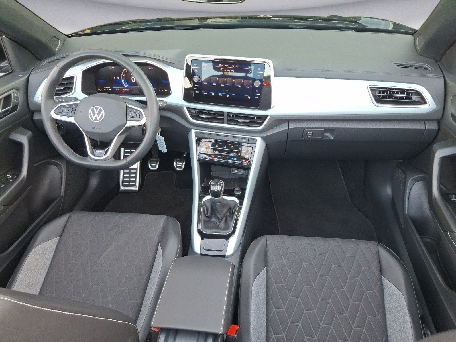 Volkswagen T-Roc - Bild 11