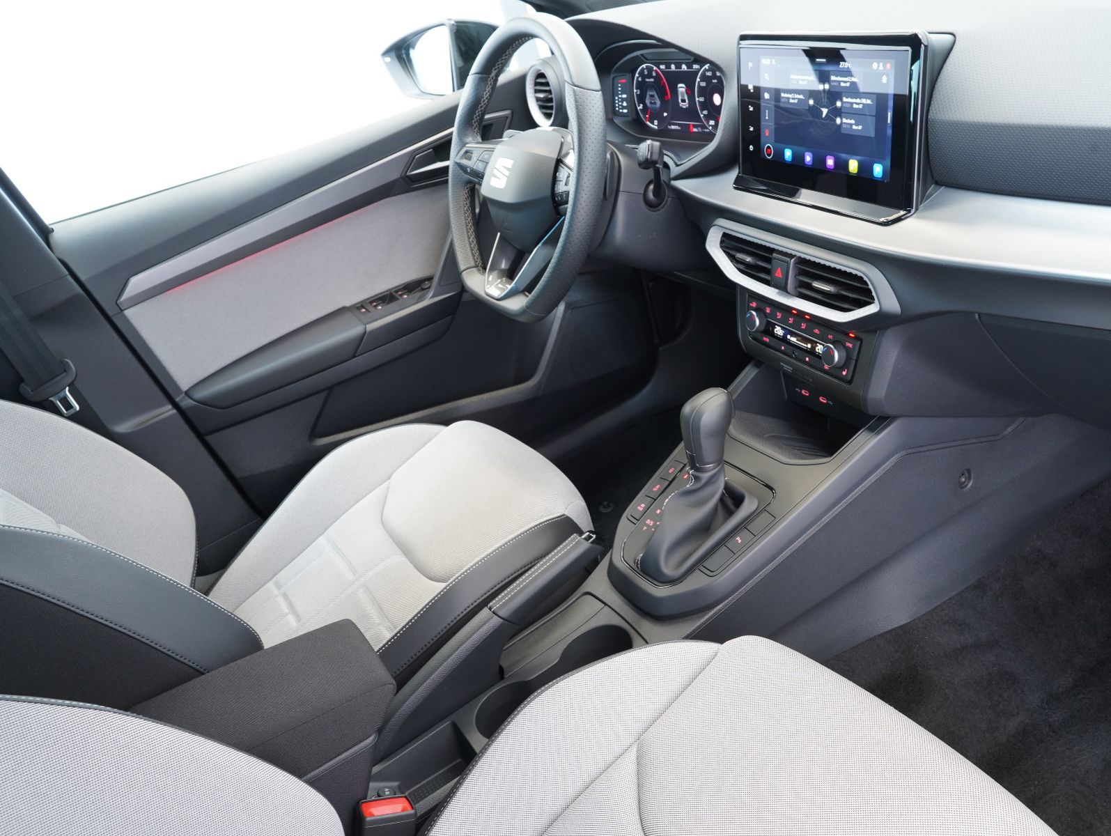 Fahrzeugabbildung SEAT Ibiza 1.0 TSI 85 kW FR Black Edition