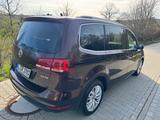 Volkswagen VW Sharan Highline DSG ACC Massage Kamera AHK - rote Volkswagen Sharan