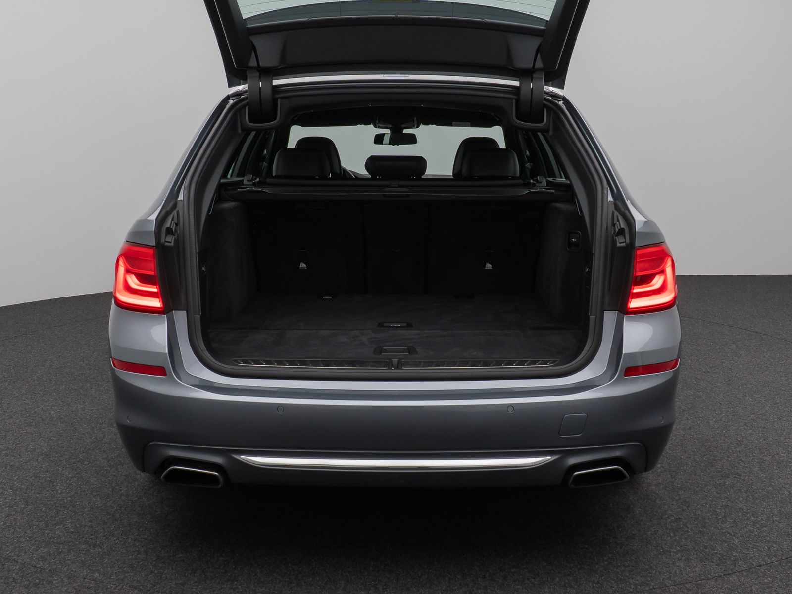 Fahrzeugabbildung BMW 540i xD Luxury Line Kamera HUD HiFi Komfort AHK