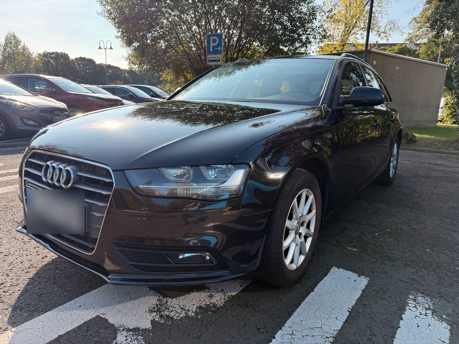Audi A4 2012 — photo 5