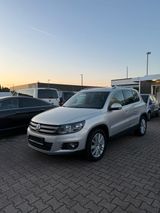 Volkswagen Tiguan Sport & Style BMT - Volkswagen Tiguan: Style
