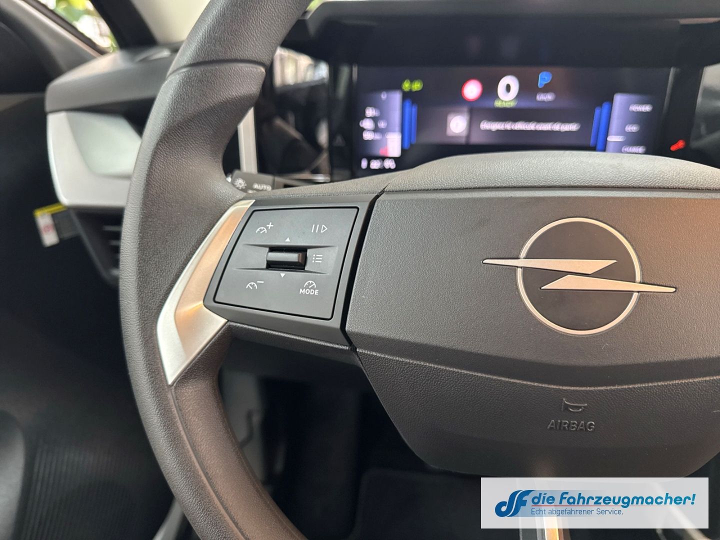 Fahrzeugabbildung Opel Frontera Electric Edition 83 kW Digitales Cockpi