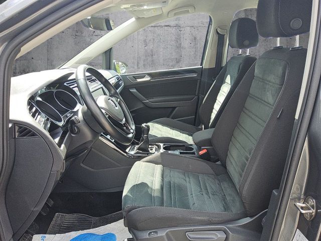 Touran Highline 2.0 l TDI 7 Sitze AHK Navi