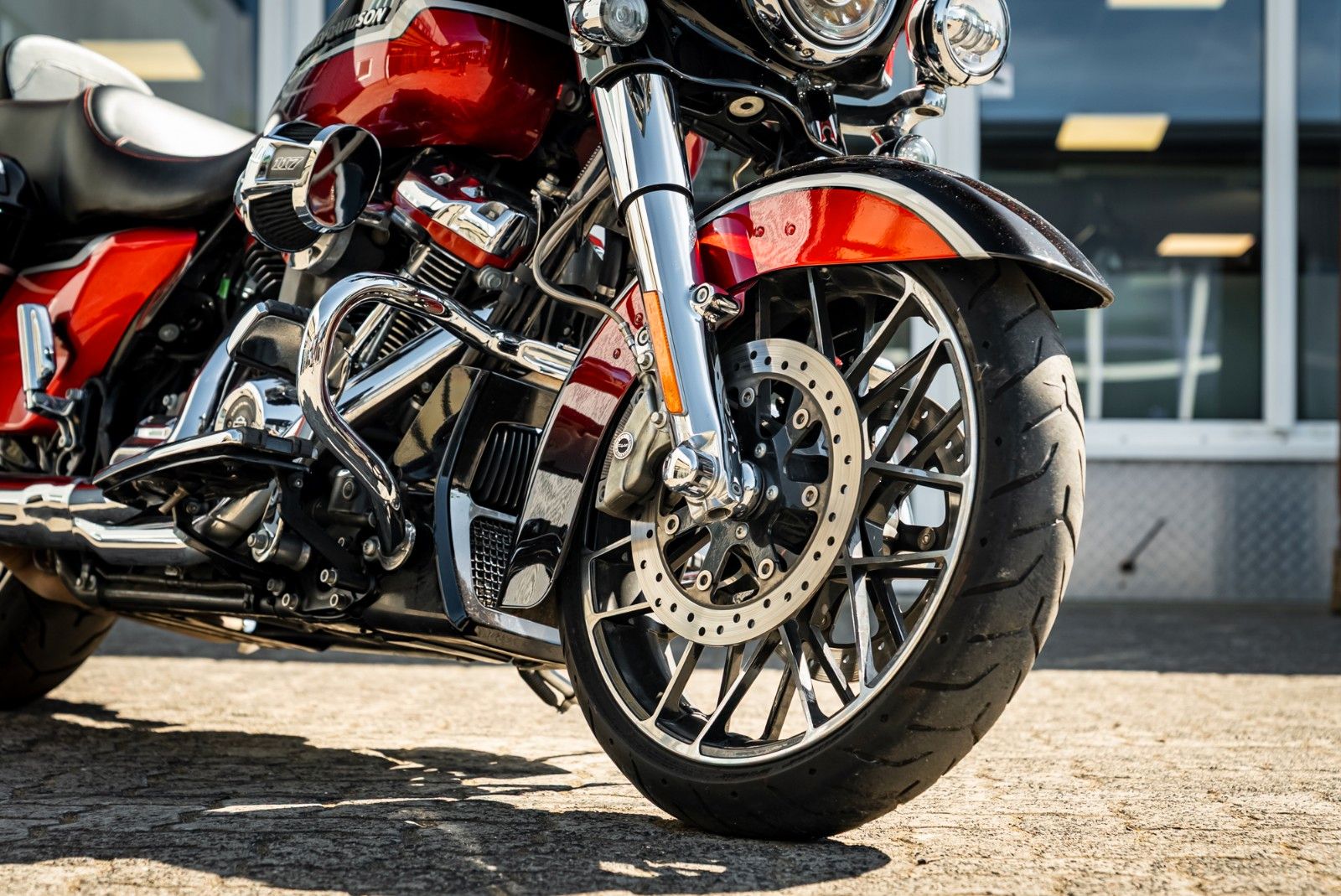 Fahrzeugabbildung Harley-Davidson FLHXSE CVO Street Glide 117 cui - ROCKFORD II