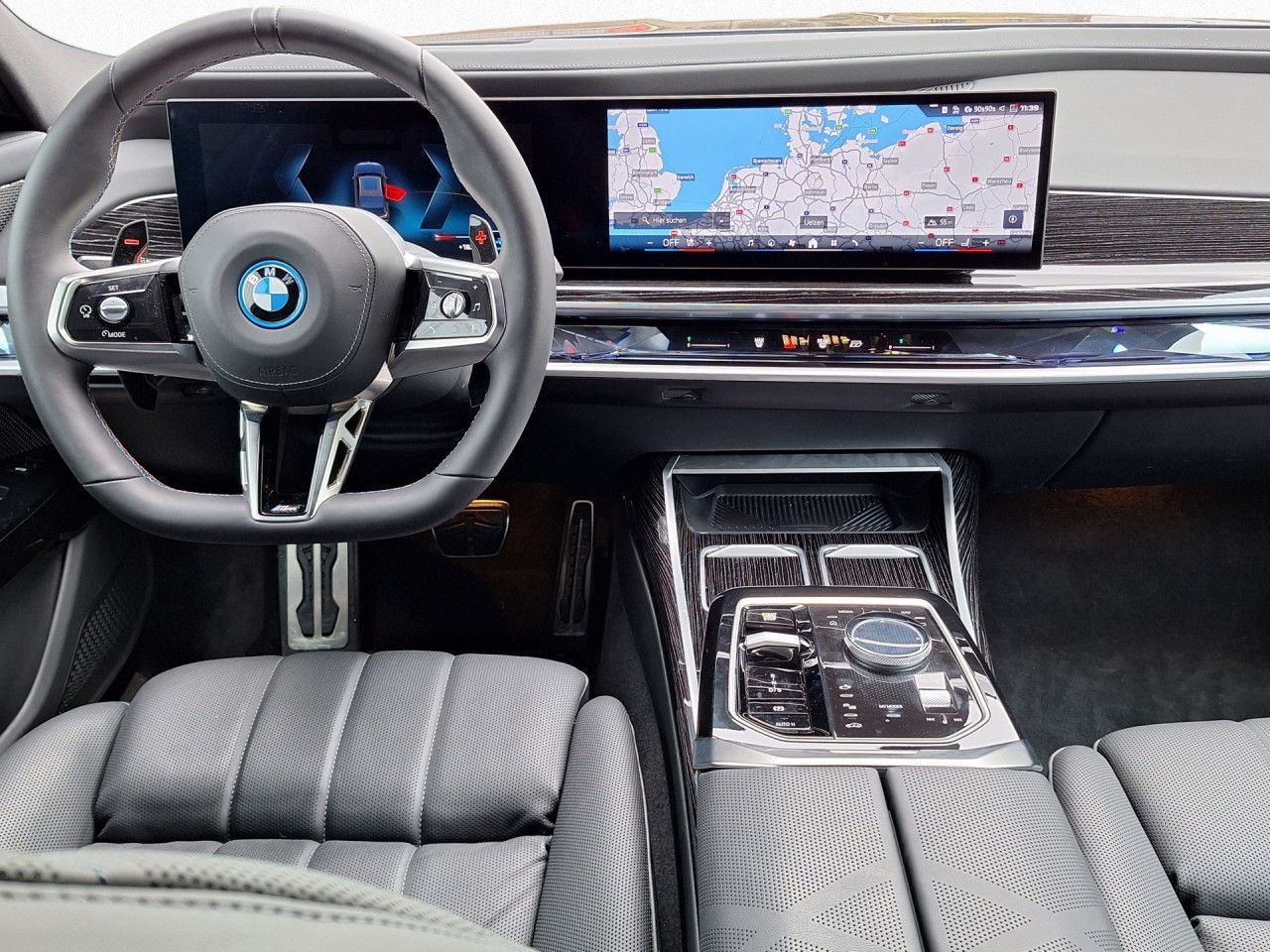 BMW M760 - Bild 14