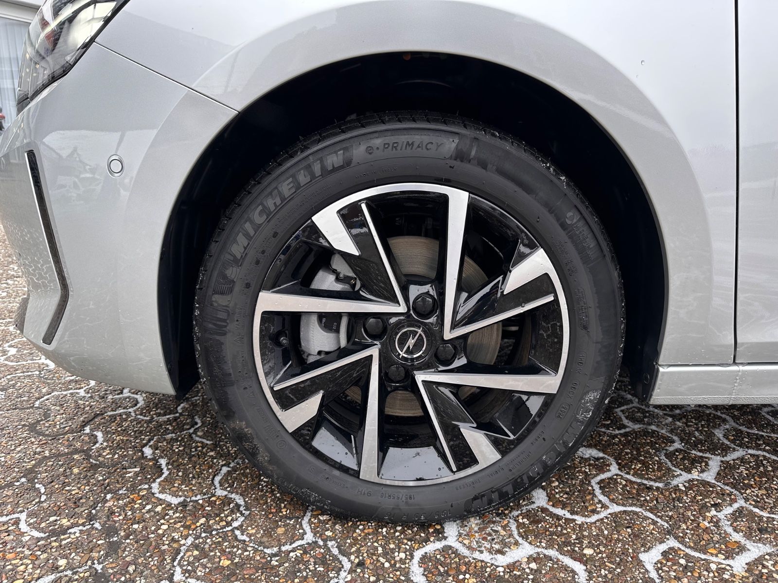 Fahrzeugabbildung Opel Corsa GS 1.2 Turbo Automatik APP/ACC/LED/SHZG