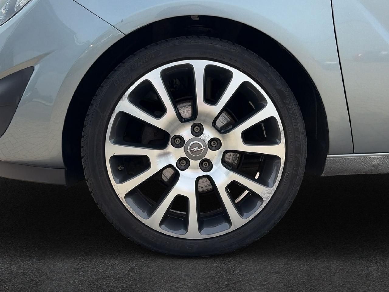 Fahrzeugabbildung Opel Meriva 1,4 Color Edition