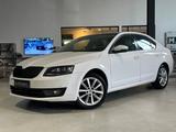Skoda Octavia 1.8 Elegance *Pano,Multif.,Tempo,PDC* - Skoda Octavia mit Benzin-Antrieb: Limousine, 1.8