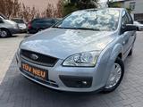 Ford Focus Lim. Trend Klimaautomatik!!! - gebrauchte Ford Focus aus dem Jahr 2005