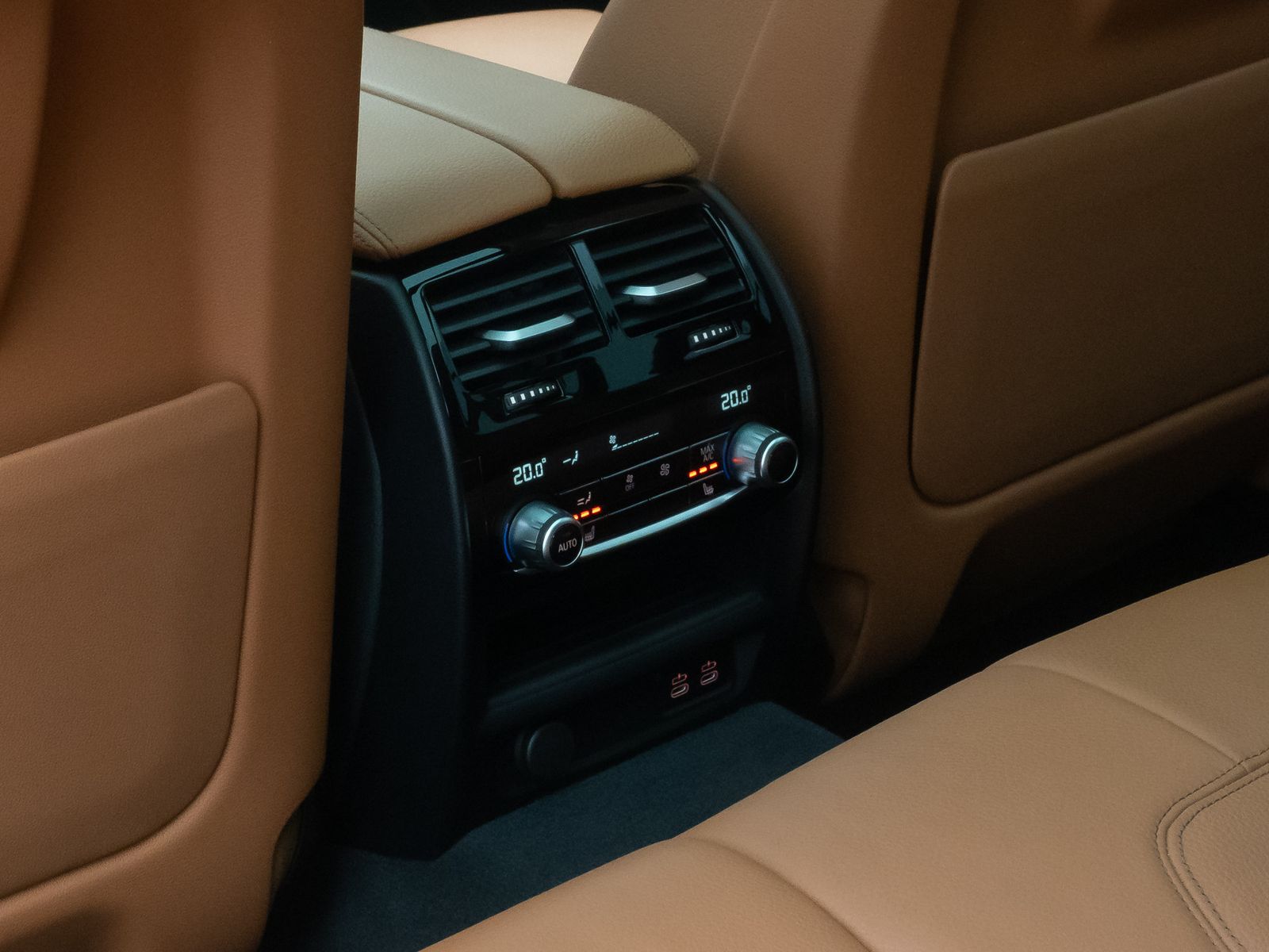 Fahrzeugabbildung BMW 530e Luxury Line Panorama Kamera Laser HUD DAB