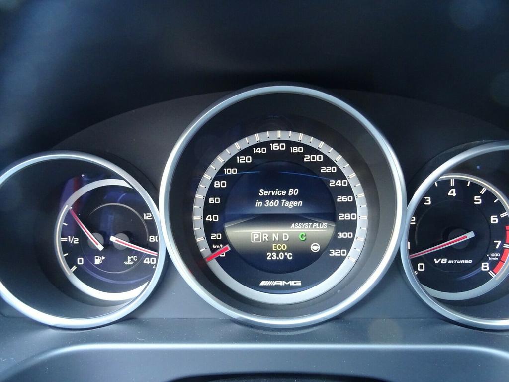 Mercedes-Benz E 63 AMG