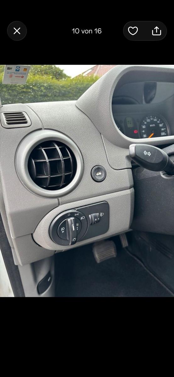 Ford Fusion 2004 — photo 10