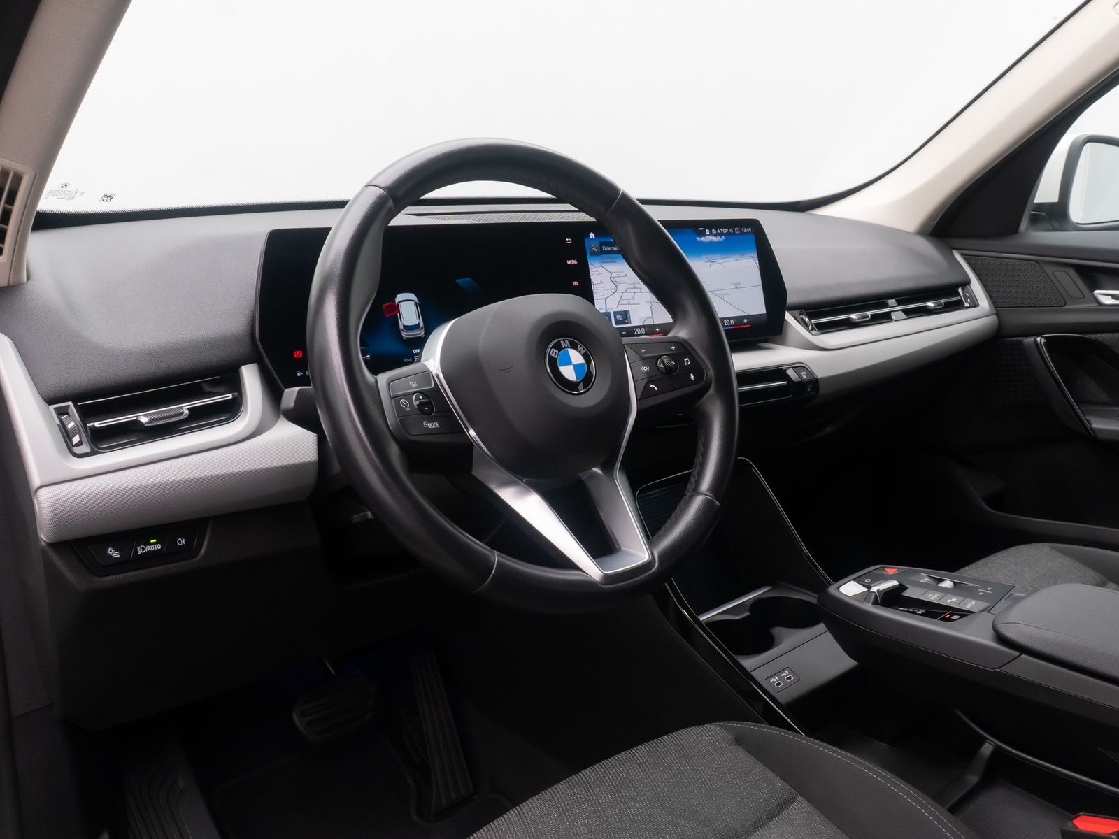 Fahrzeugabbildung BMW X1 sD18d AHK Kamera DAB GeschwindigReg Widscreen