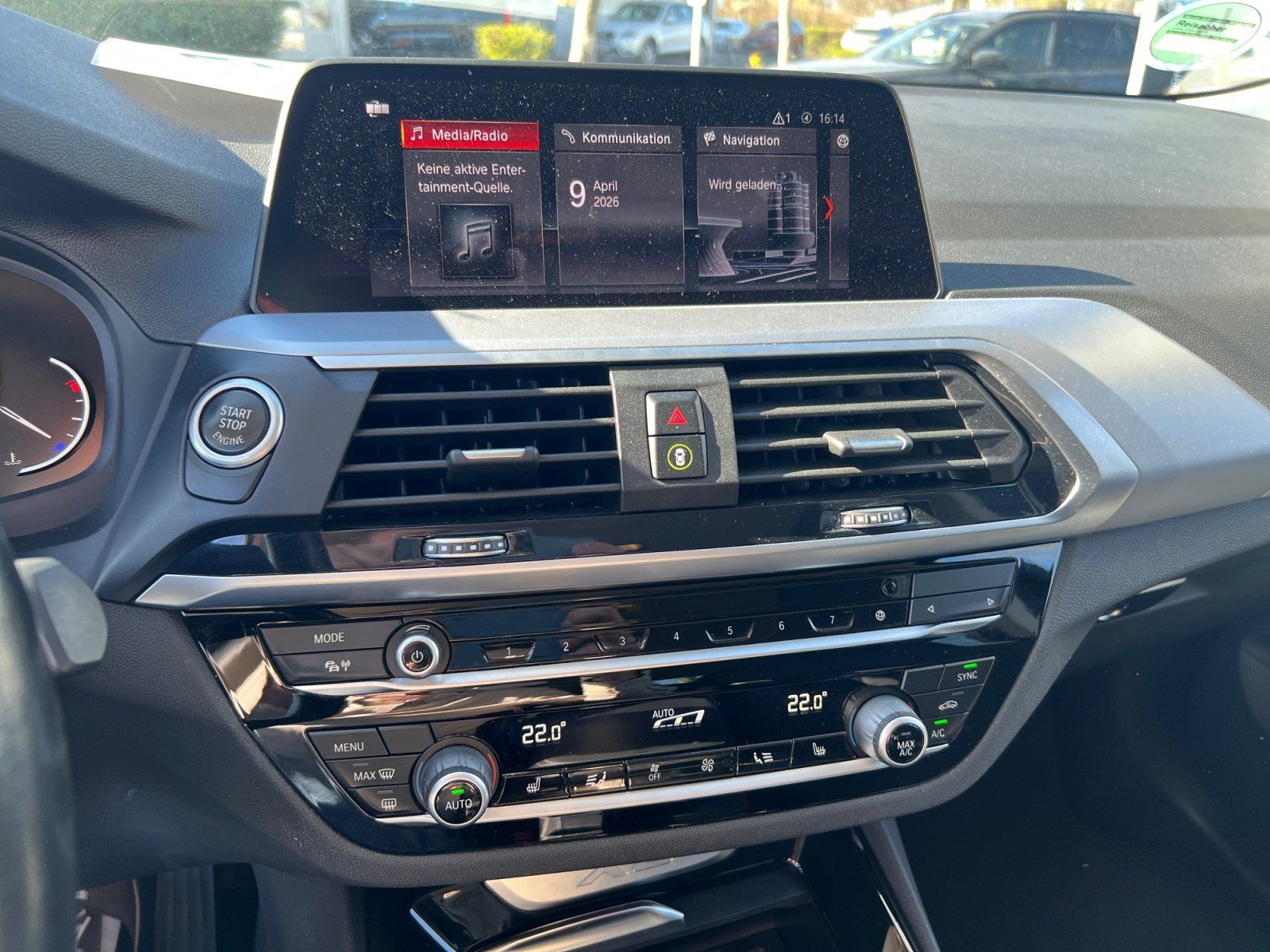 Fahrzeugabbildung BMW X3 20d Advantage +AHK+Parkassist+Sportsitze+HiFi