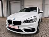 BMW 220 Baureihe 2 Active Tourer 220i Sport Line*NAV - gebrauchte BMW 220 aus dem Jahr 2017