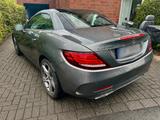 Mercedes-Benz SLC 180 - AMG Line - graue Mercedes-Benz SLC-Klasse