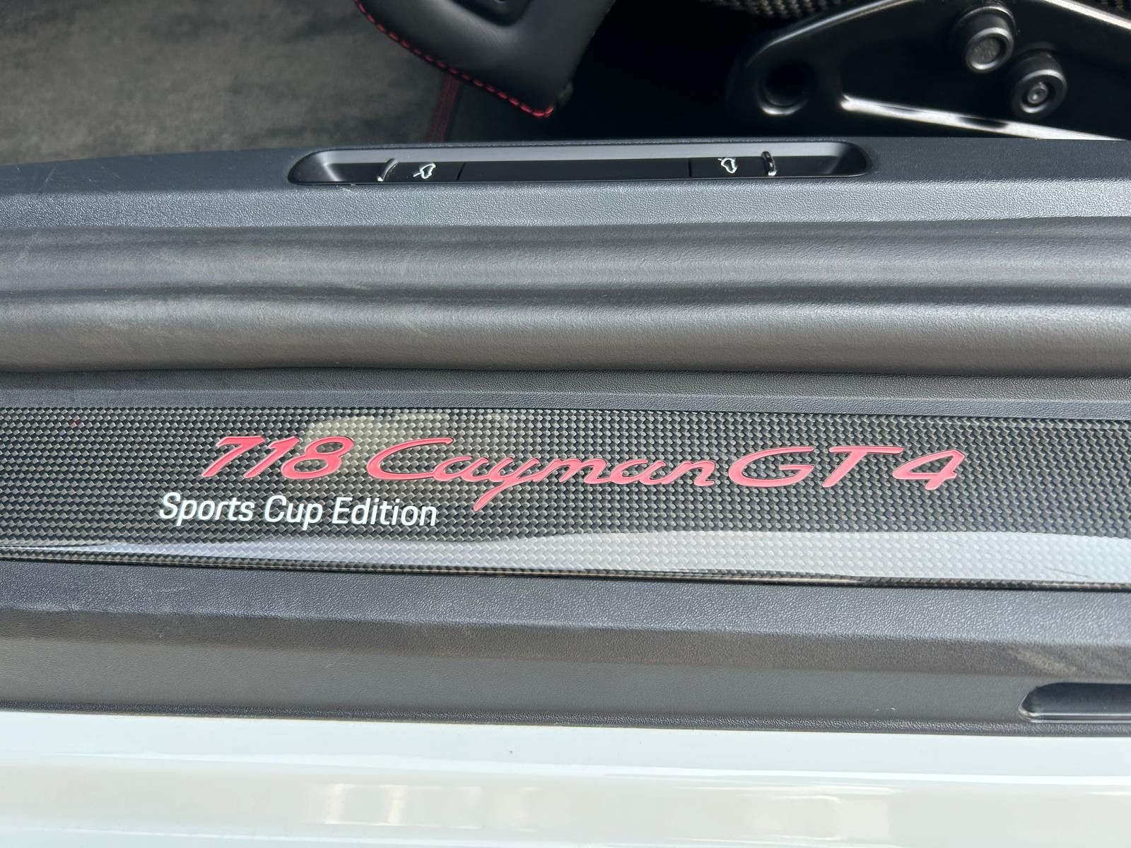 Porsche Cayman 718 GT4 Sports Cup Edition|Approved4/27 foto 17