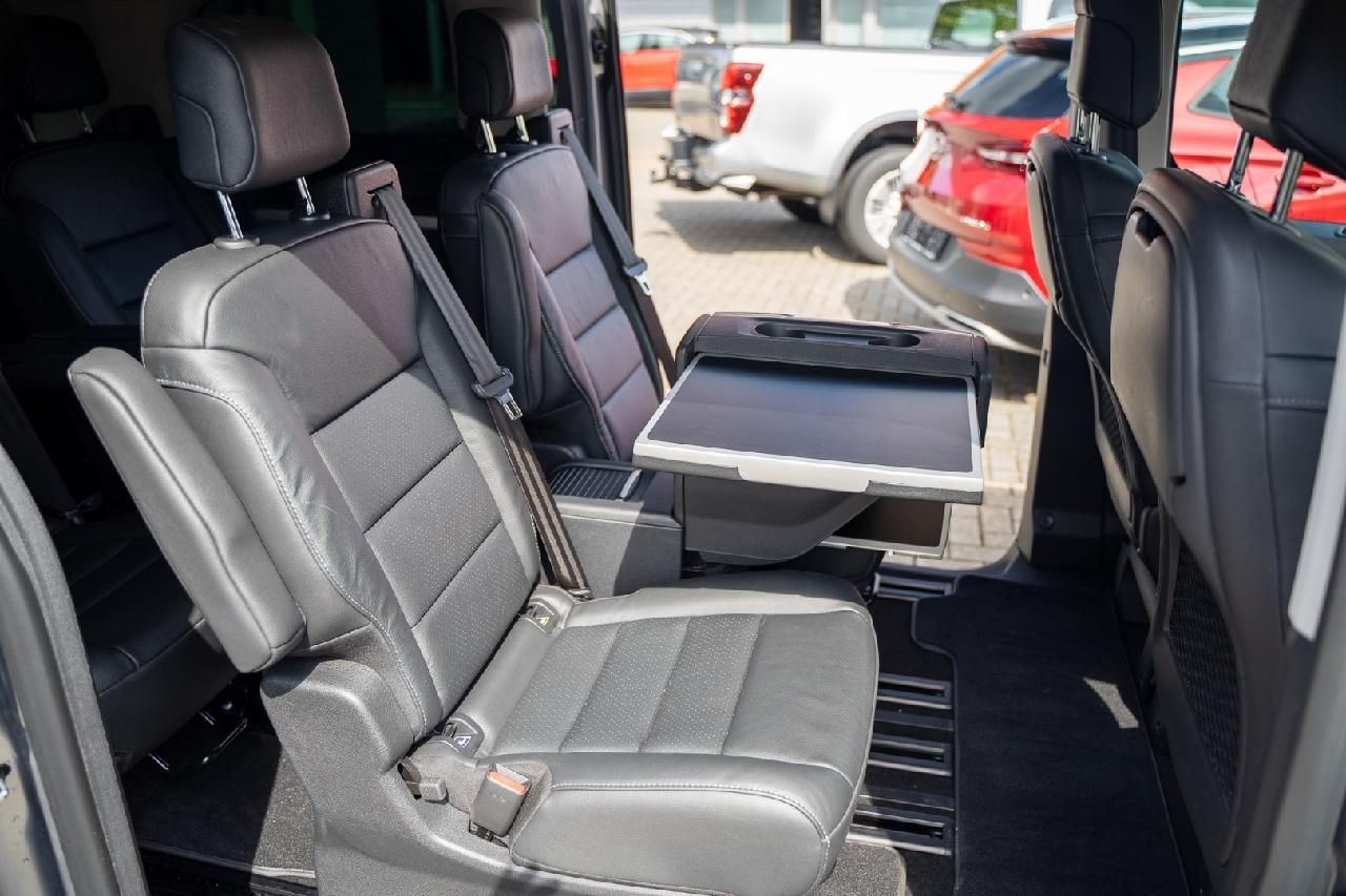 Fahrzeugabbildung Opel Zafira Life Electric Tourer M 75kw