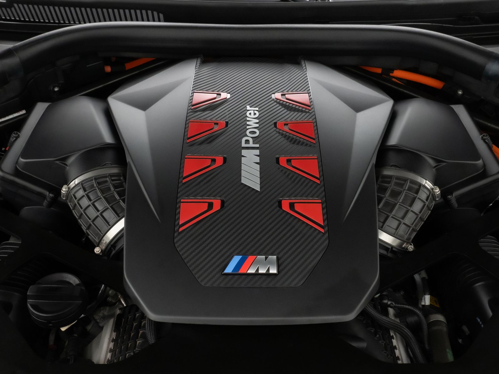 Fahrzeugabbildung BMW XM 360° HUD DAB B&W Massage SoftCl AHK 23Zoll