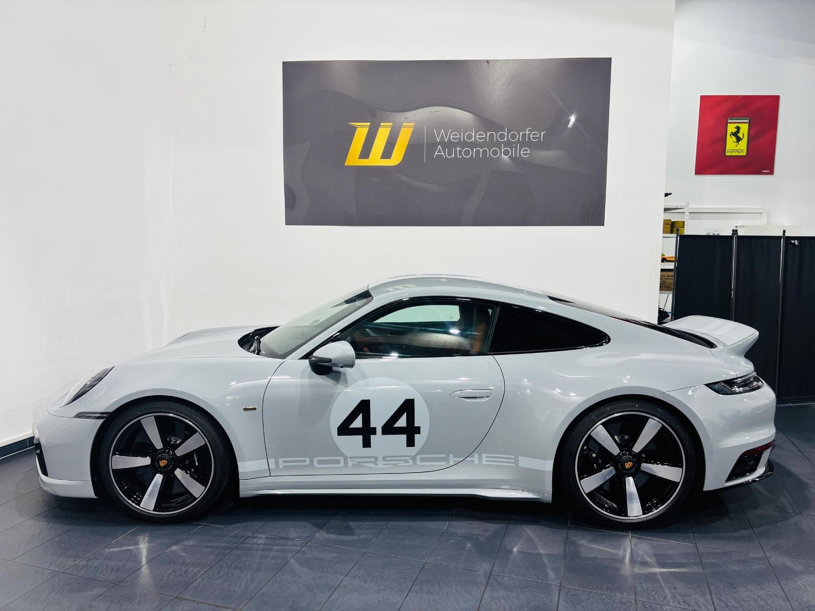 Porsche 992 Sport Classic*LIFT*BURM.*LED*LIMITIERT*