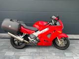 Honda VFR800 FI RC46