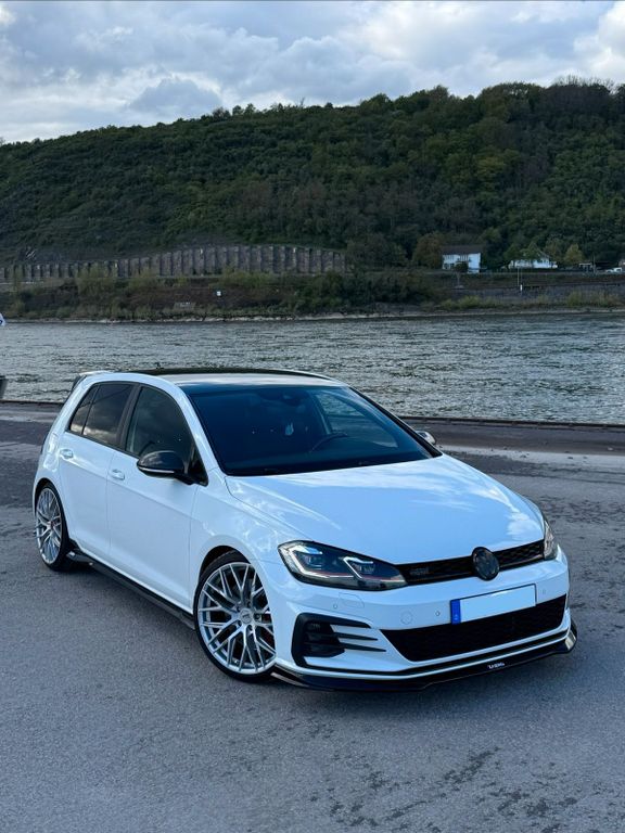 Image of Volkswagen Golf