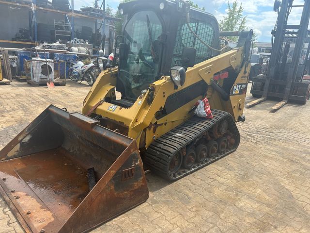 CAT 257D Deltalader