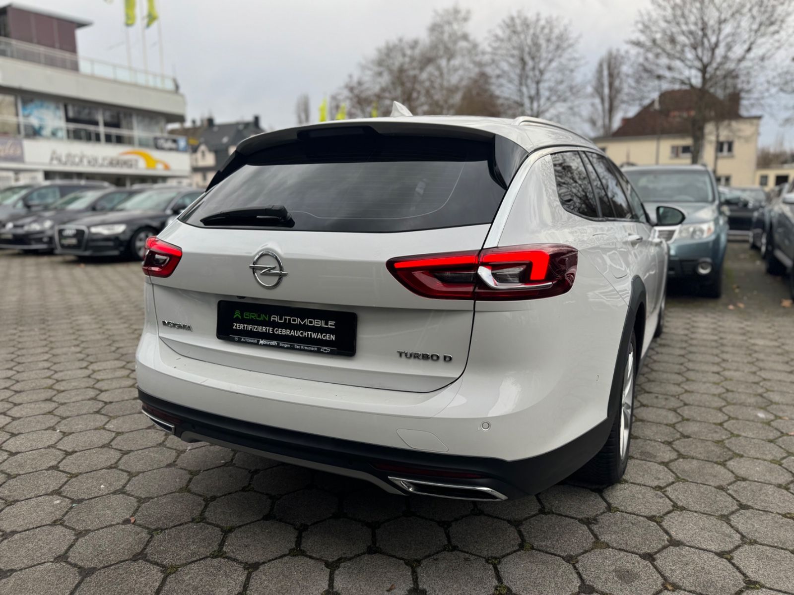 Fahrzeugabbildung Opel Insignia CT*VOLLAUSSTATTUNG*Leder*Keyless*HeadUp
