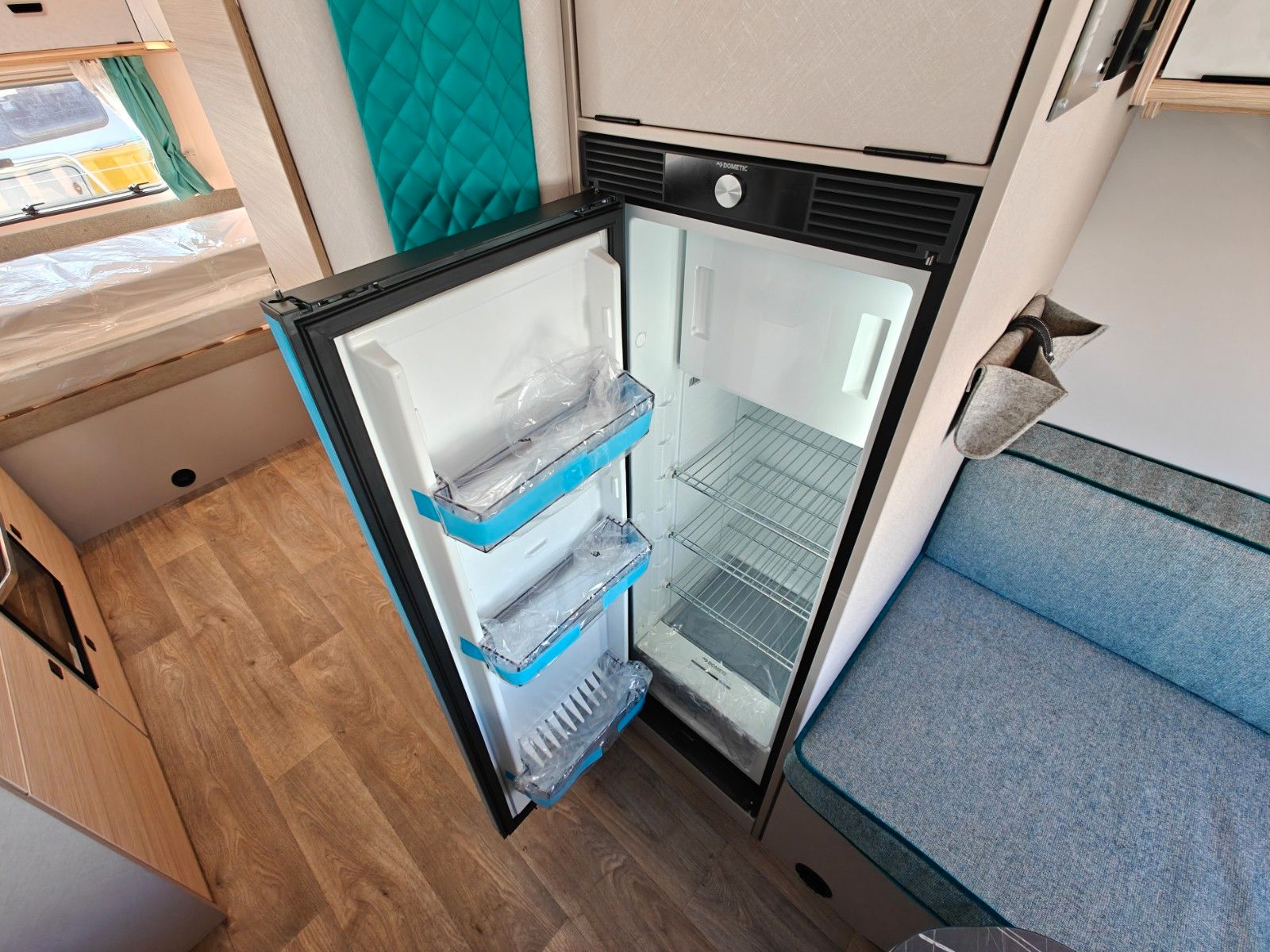 Fahrzeugabbildung HYMER / ERIBA / HYMERCAR Touring 630 Harbour Blue - JETZT 6.719€ SPAREN !